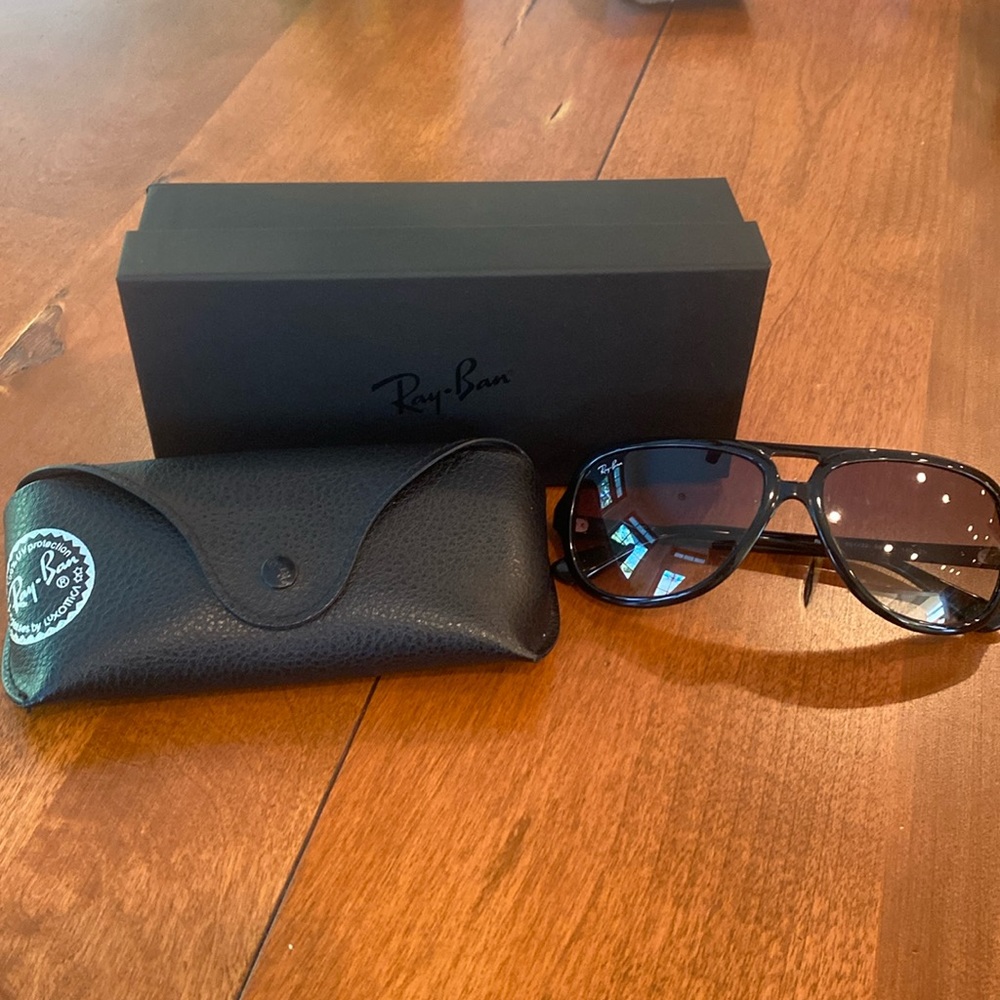 Ray Ban RB4162